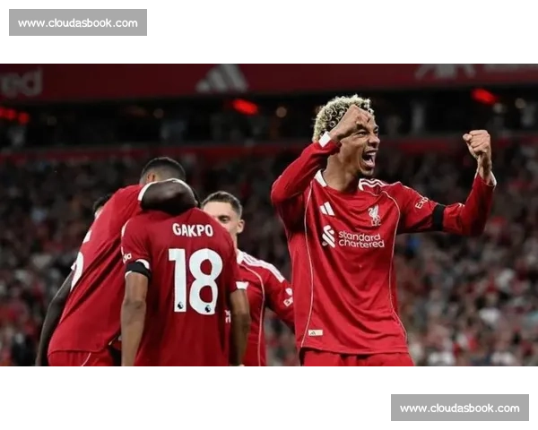 曼联 9 号位争夺战白热化！埃基蒂克成红魔利物浦切尔西三强猎物